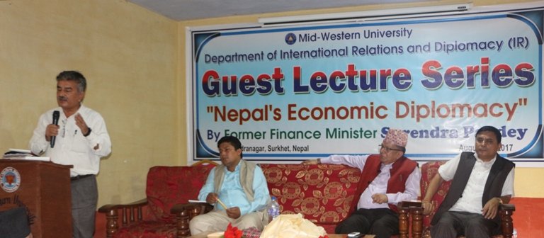 भारतसंग विशिष्ट 'बिजनेस डिल' गरौं : पाण्डे